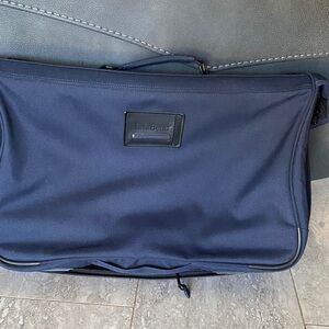 L.L. Bean Dark Blue Men's suit travel Bag